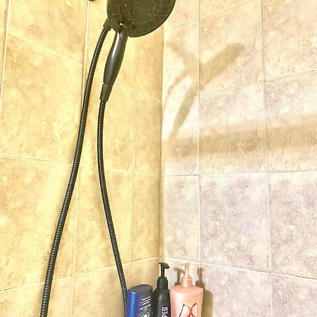 B3 A Private Room In Naperville Downtown With Desk And Wi-Fi Near Everything المظهر الخارجي الصورة