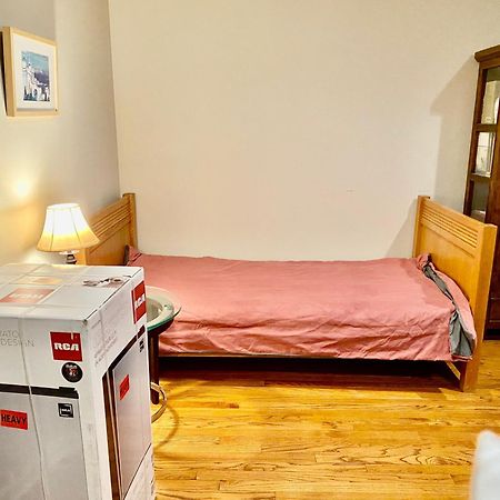 B3 A Private Room In Naperville Downtown With Desk And Wi-Fi Near Everything المظهر الخارجي الصورة
